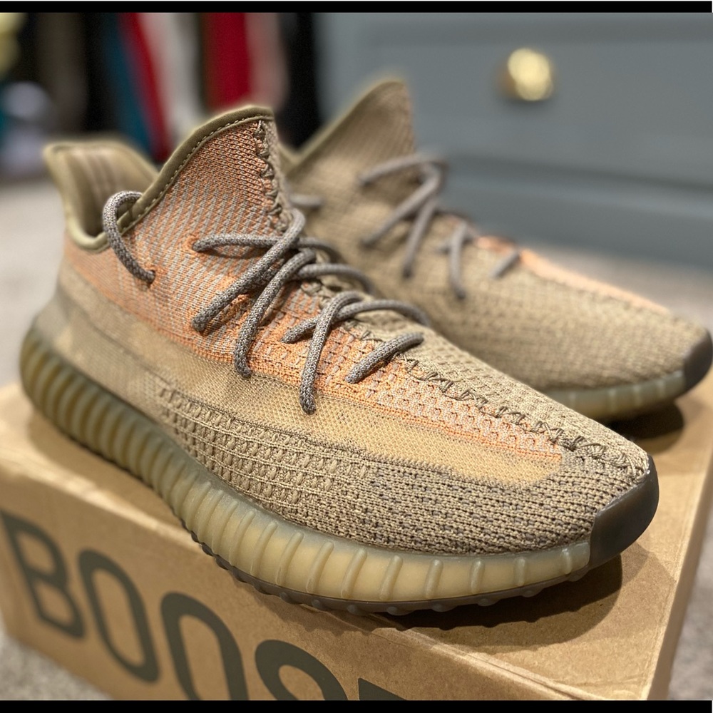 Yeezy 350 V2 Sand Taupe 11